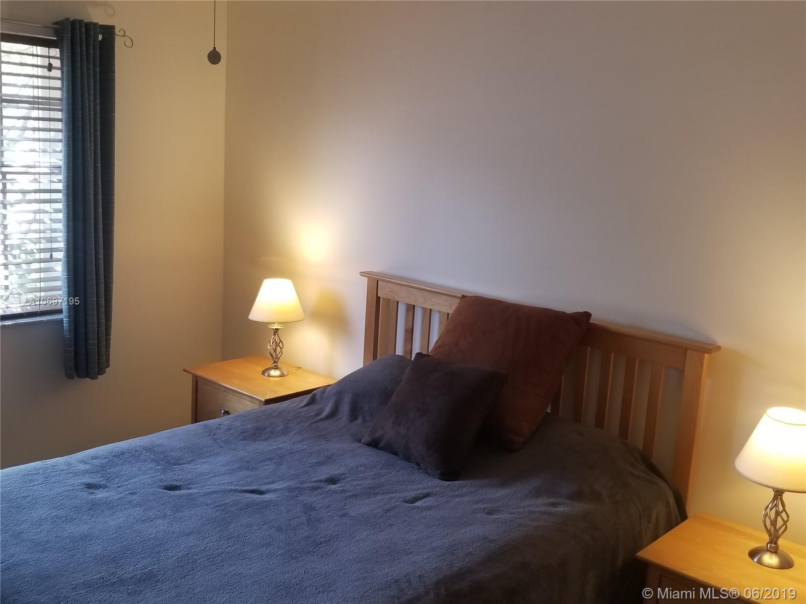 ATRIUM HOMES AT THE HAMMO - Residential