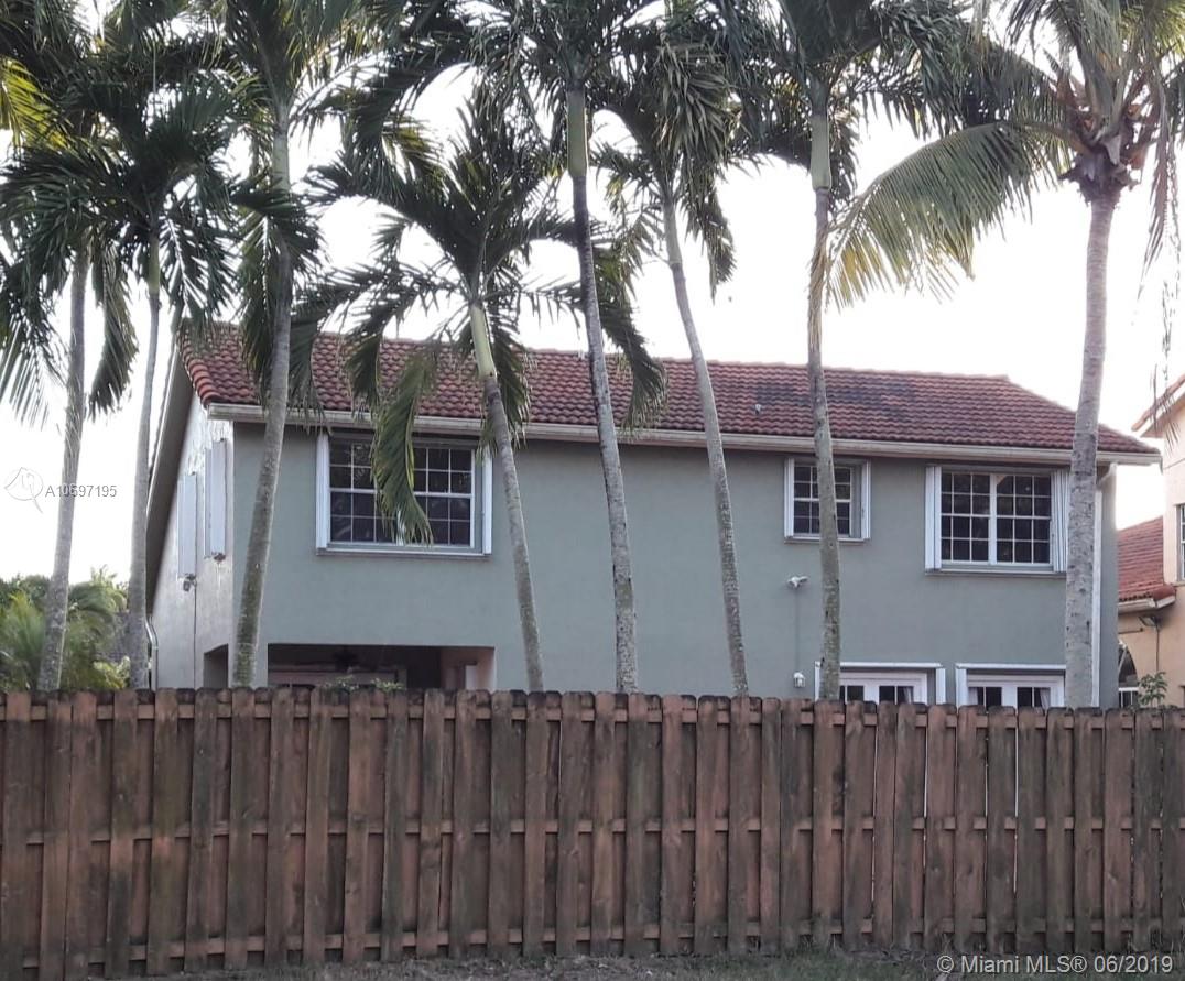 ATRIUM HOMES AT THE HAMMO - Residential
