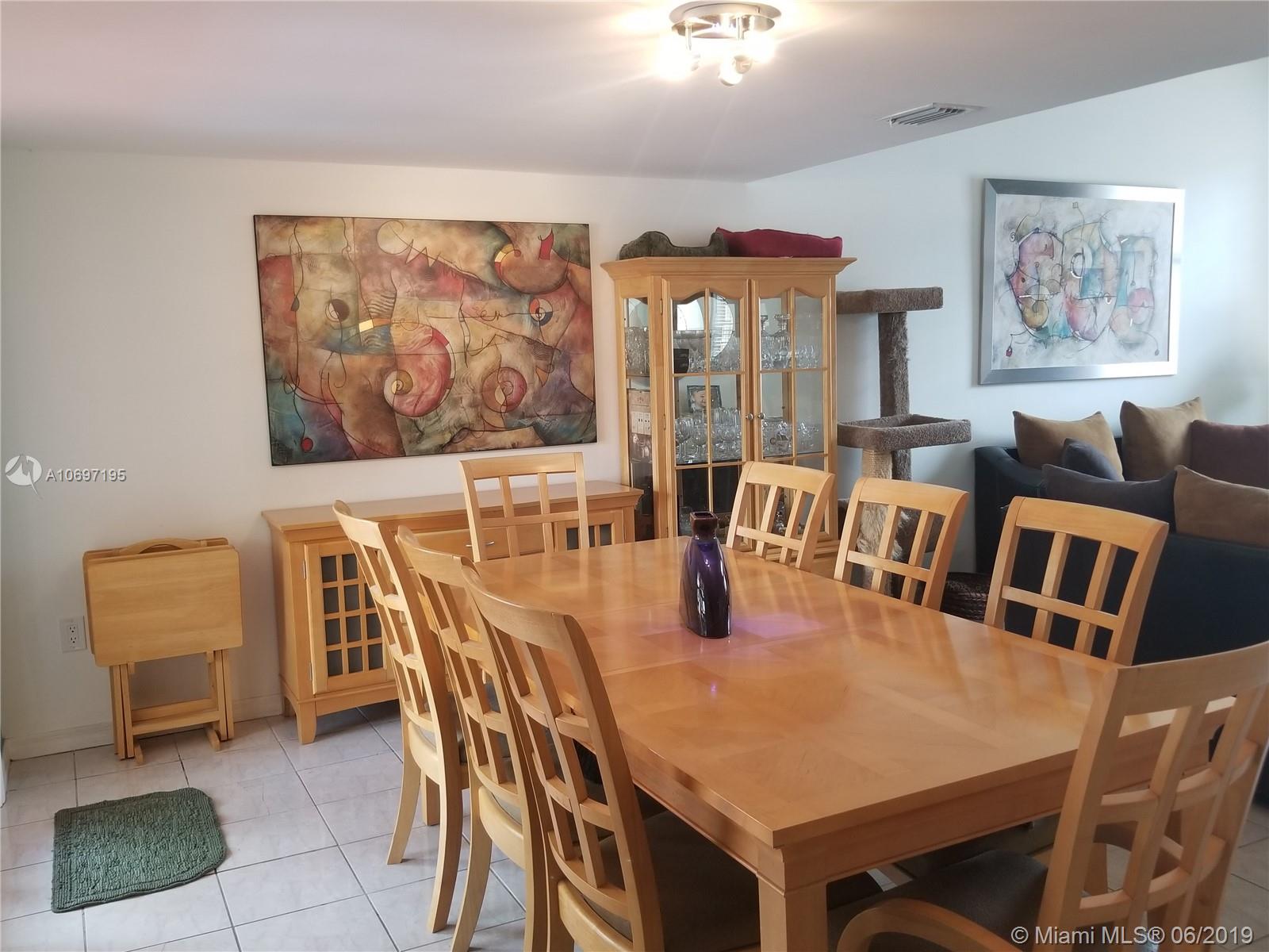 ATRIUM HOMES AT THE HAMMO - Residential