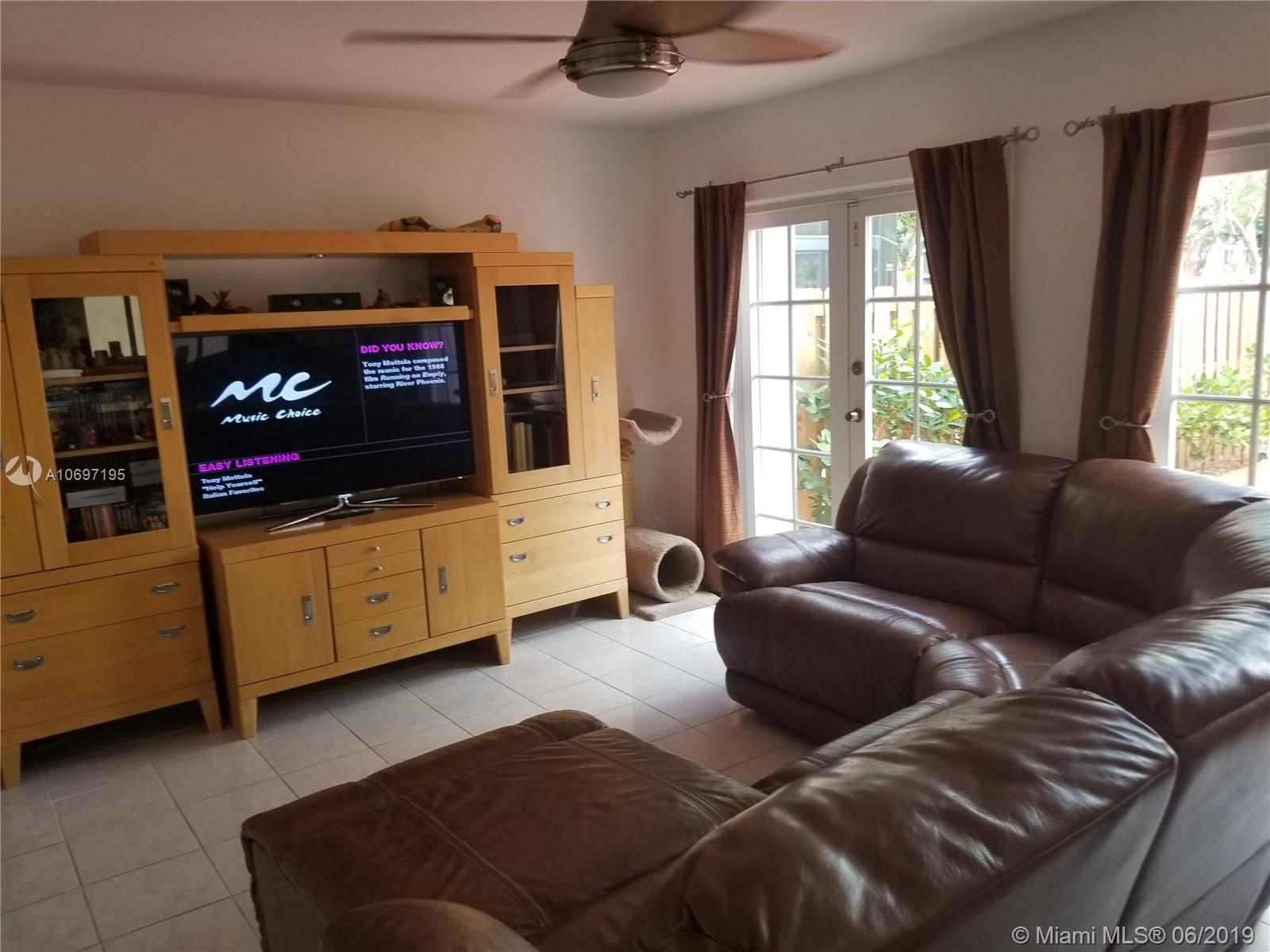 ATRIUM HOMES AT THE HAMMO - Residential