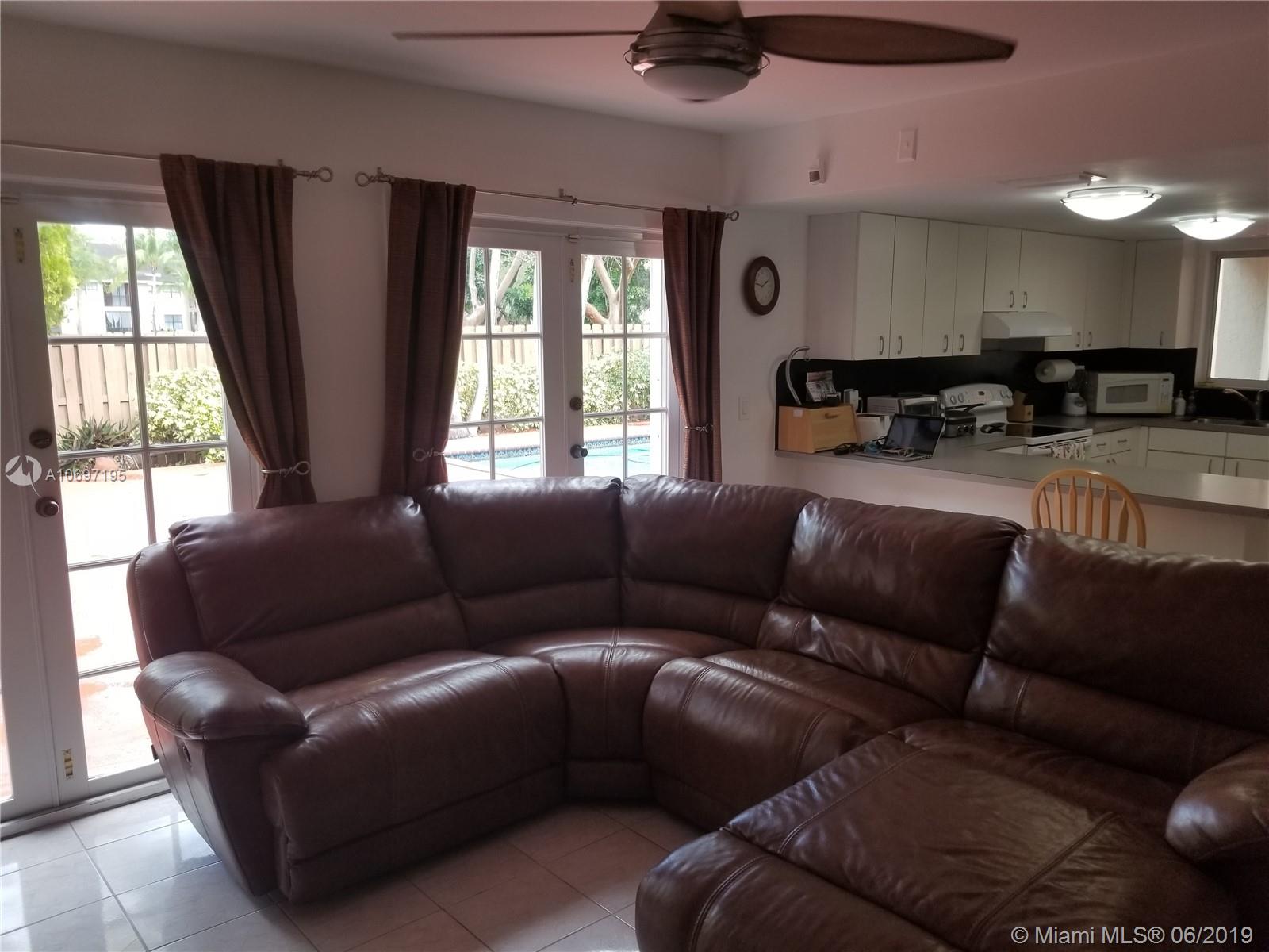 ATRIUM HOMES AT THE HAMMO - Residential