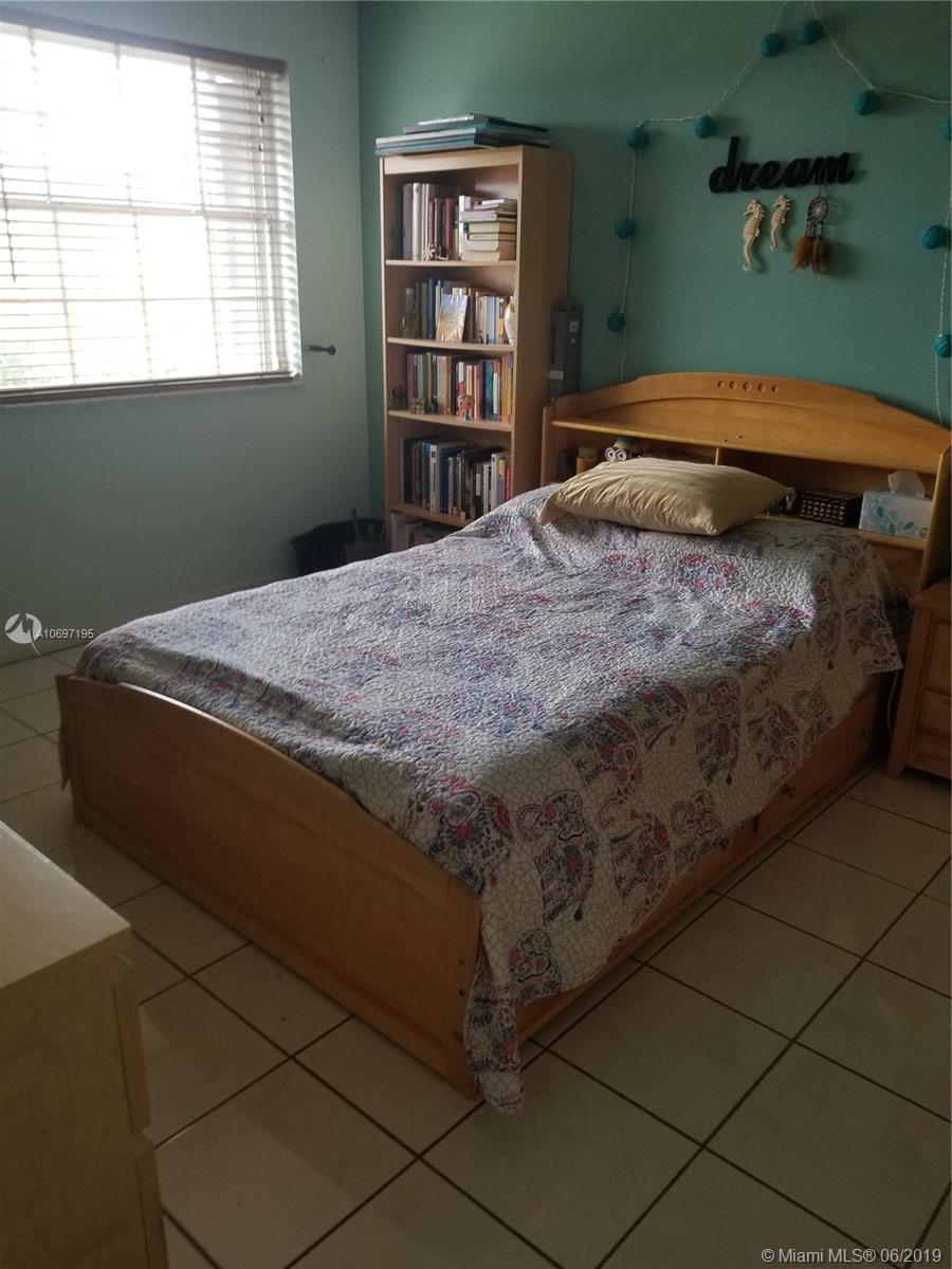 ATRIUM HOMES AT THE HAMMO - Residential