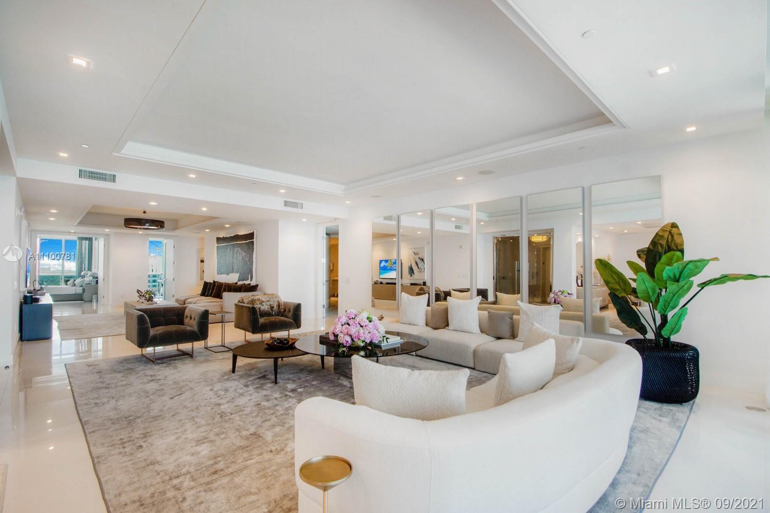 THE RESIDENCES AT THE BAT - Residential