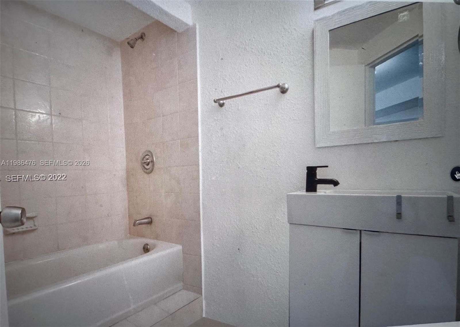 FOUR AMBASSADORS CONDO PH - Residential Lease