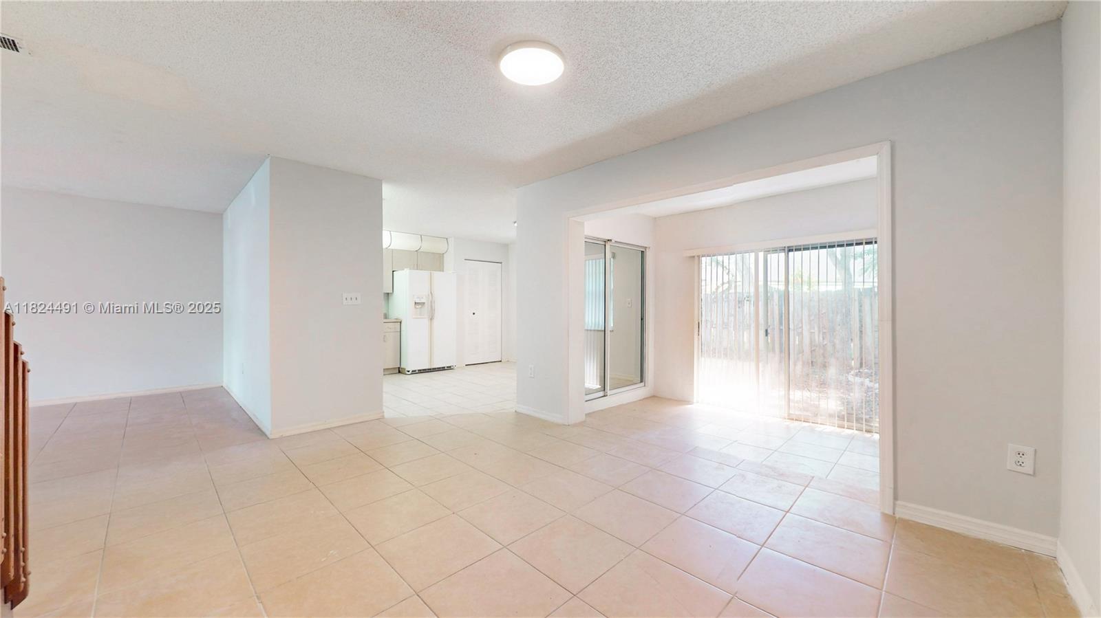 LA JOLLA WEST - Residential