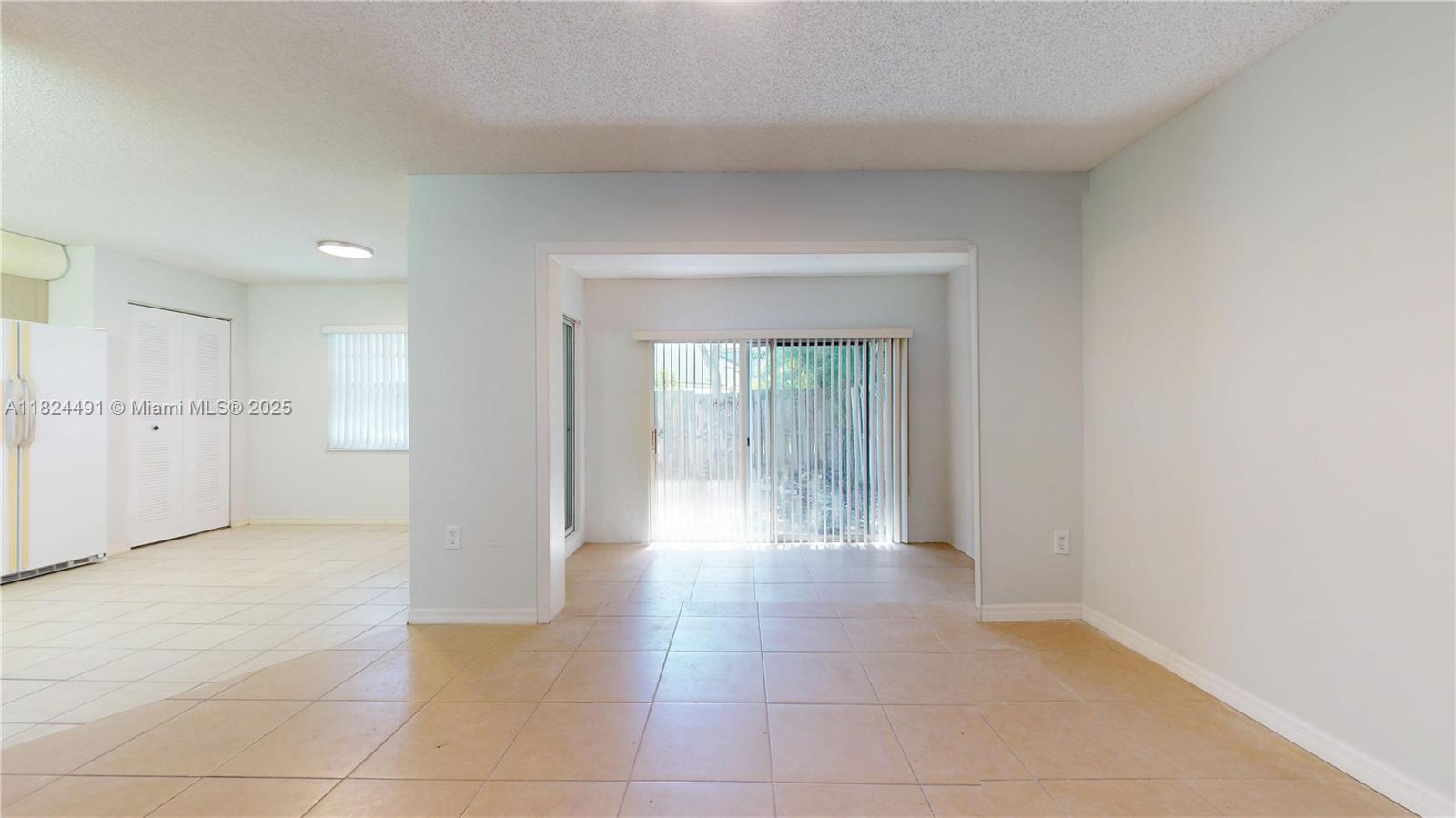 LA JOLLA WEST - Residential