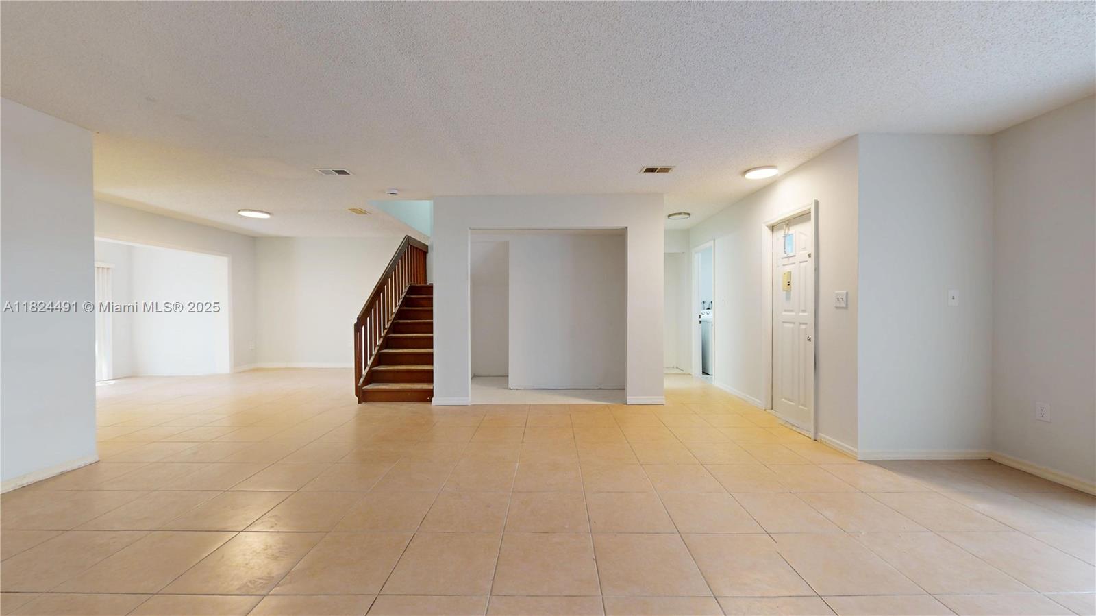 LA JOLLA WEST - Residential