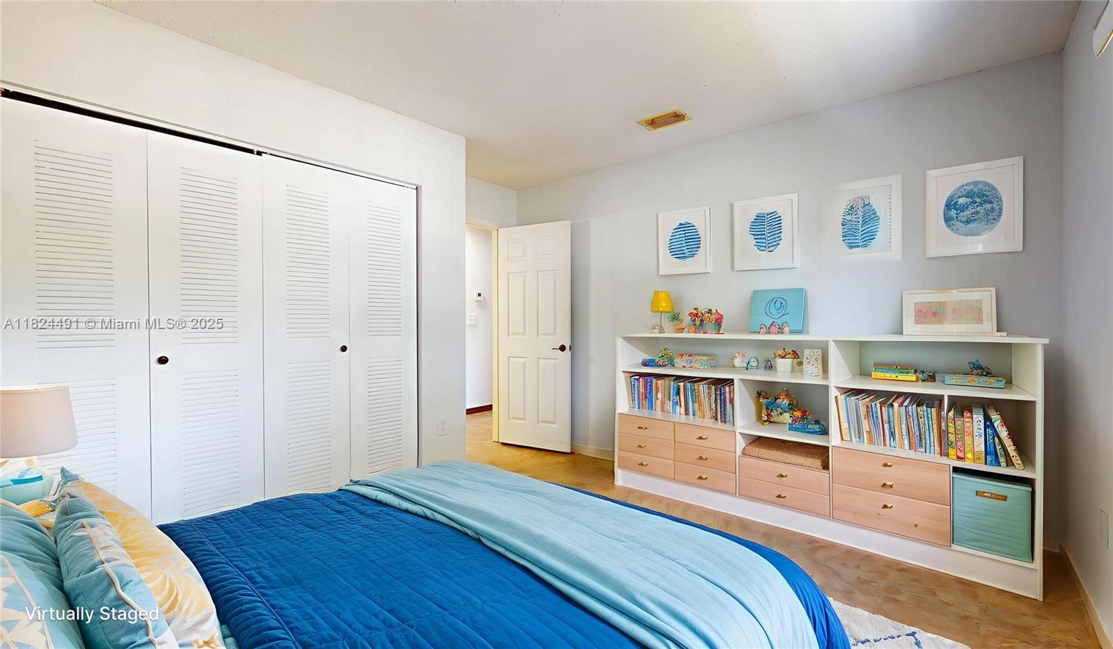 LA JOLLA WEST - Residential