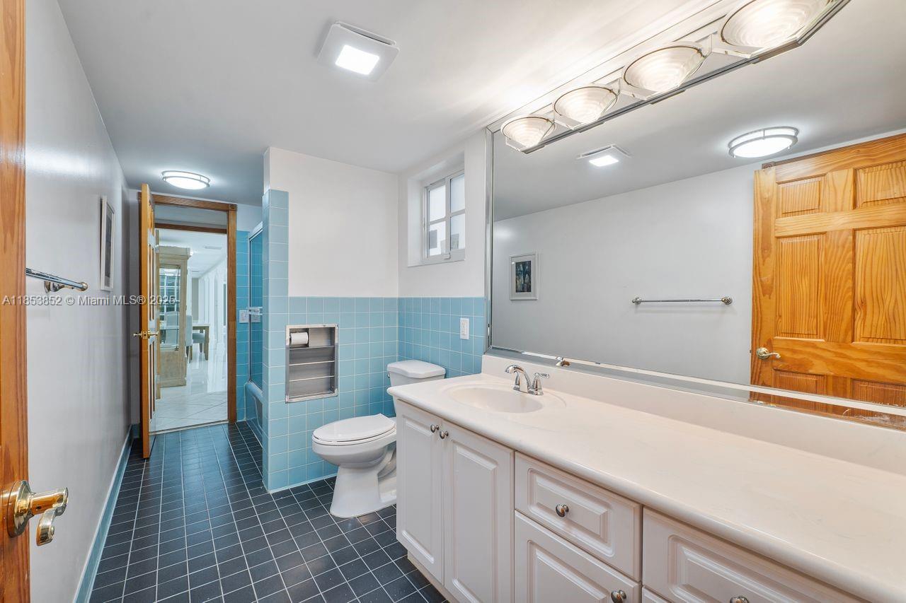 OLD CUTLER ACRES - Residential