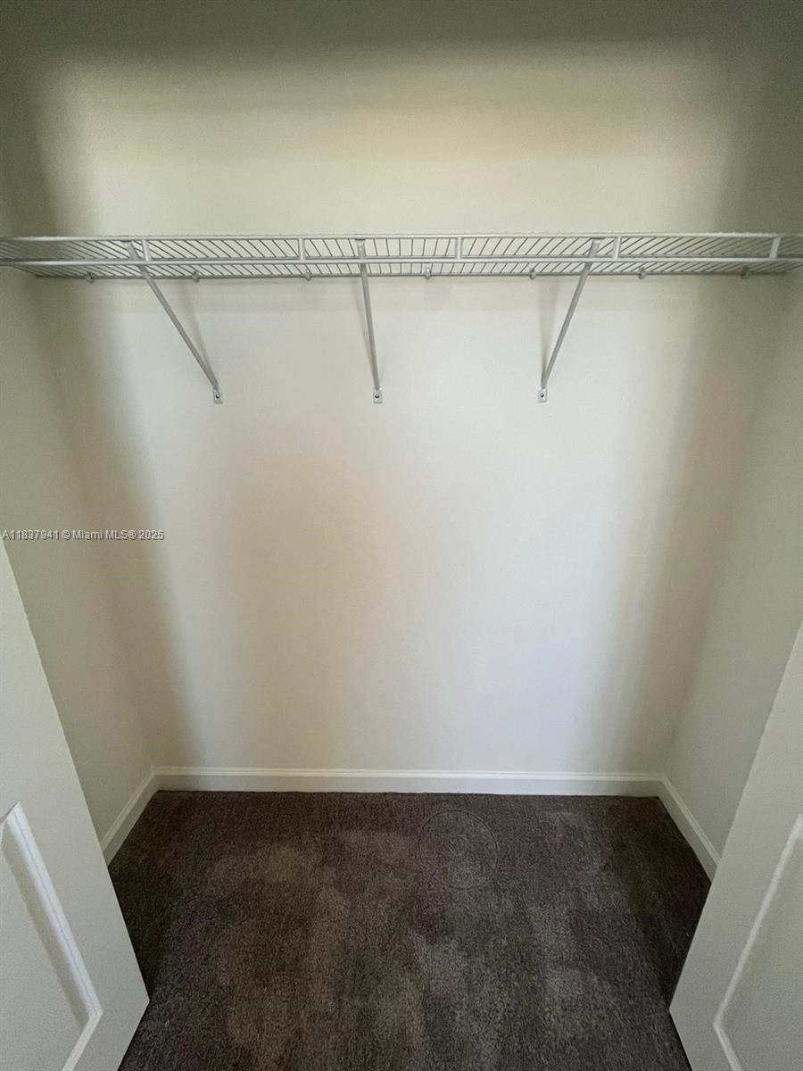 CORSICA SILVER PALM - Residential