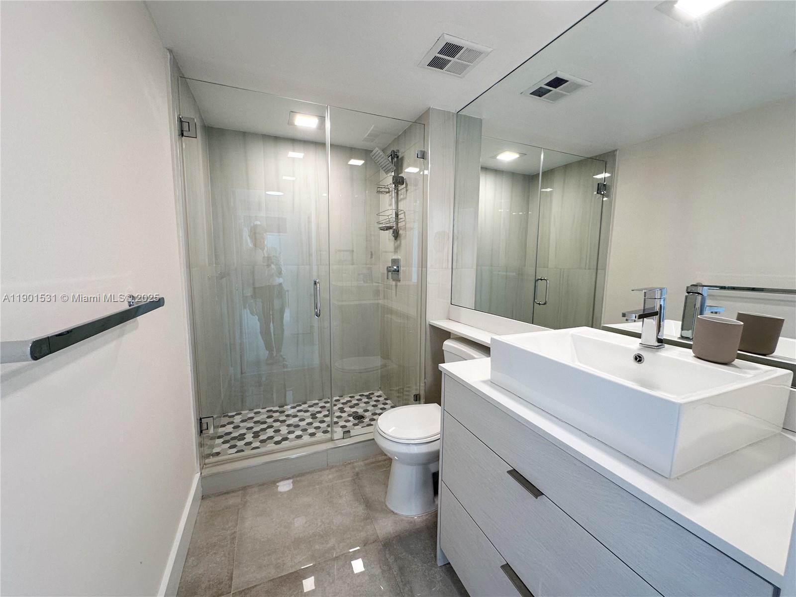 ONE MIAMI EAST CONDO - Residential Lease