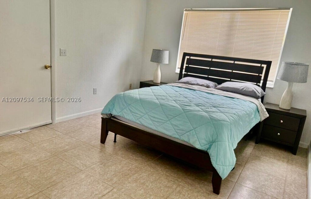 Photo of 6505 Pines Pkwy #2, Hollywood, FL 33023 (MLS # A12097534)