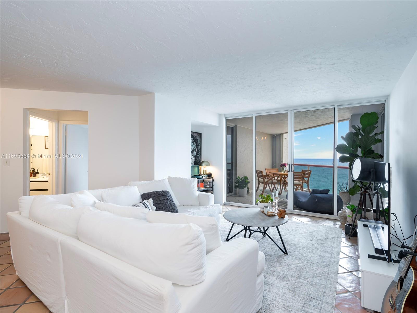 6767 Collins Ave 1704