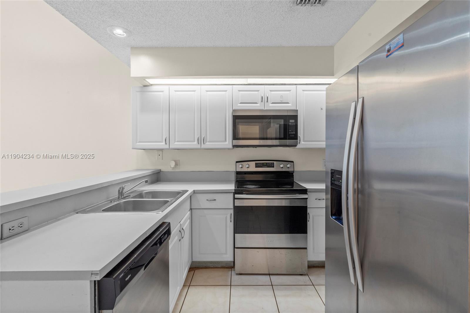 ROCK ISLAND LAND CORP - Residential