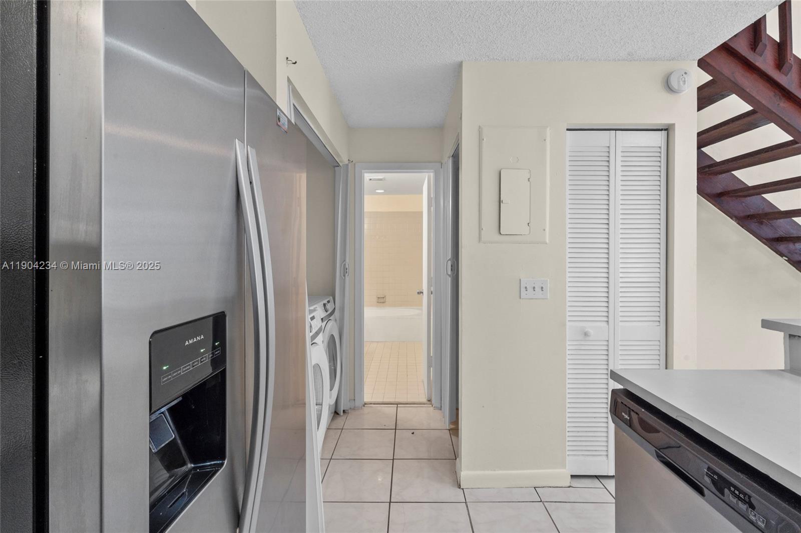 ROCK ISLAND LAND CORP - Residential