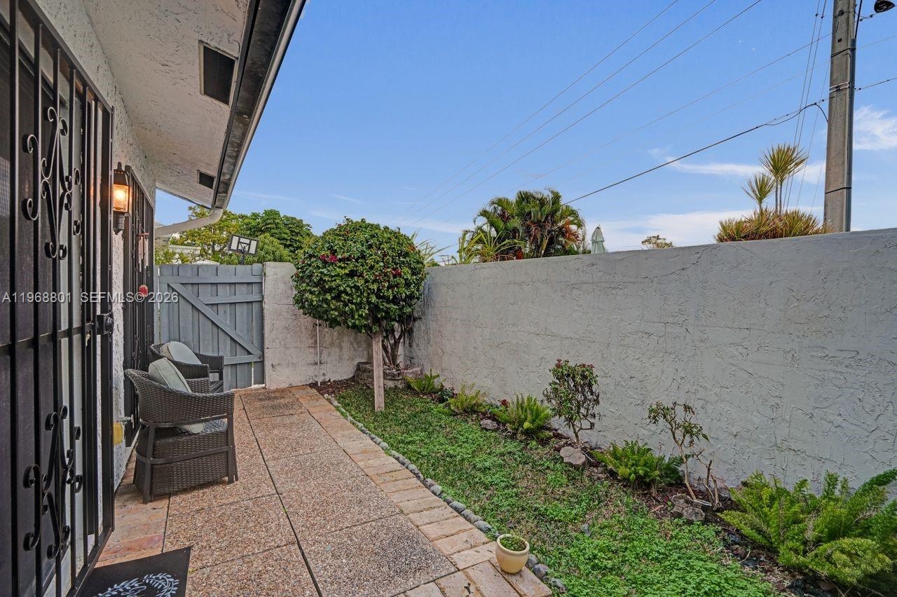 WOODMONT TRACT 65 - Residential