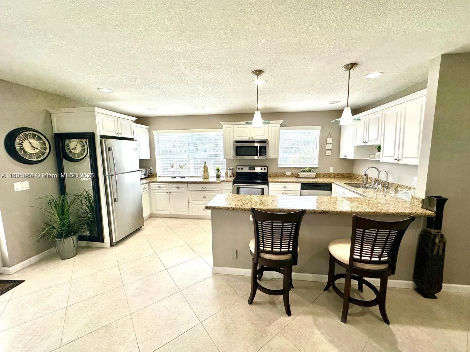 Deerfield Beach, Florida 33442, United States, 2 Bedrooms Bedrooms, ,2 BathroomsBathrooms,Residential,Active,128576