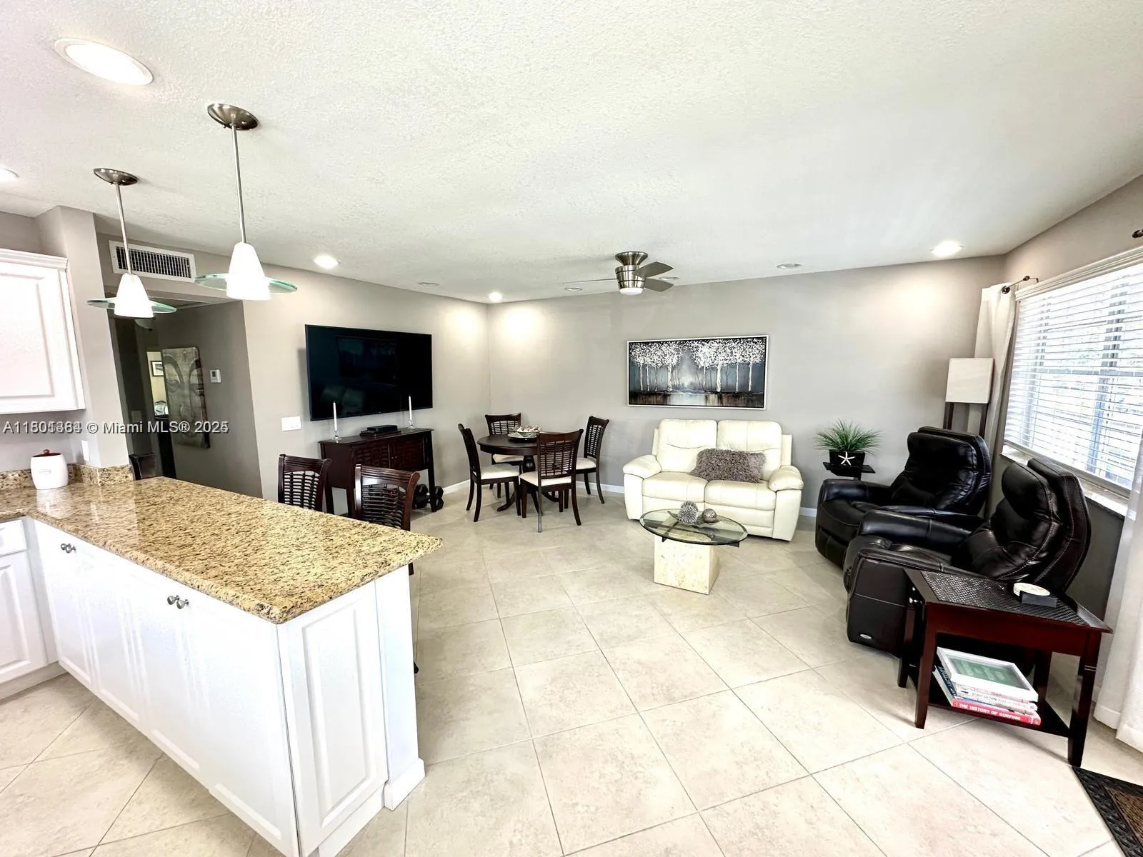 Deerfield Beach, Florida 33442, United States, 2 Bedrooms Bedrooms, ,2 BathroomsBathrooms,Residential,Active,128576