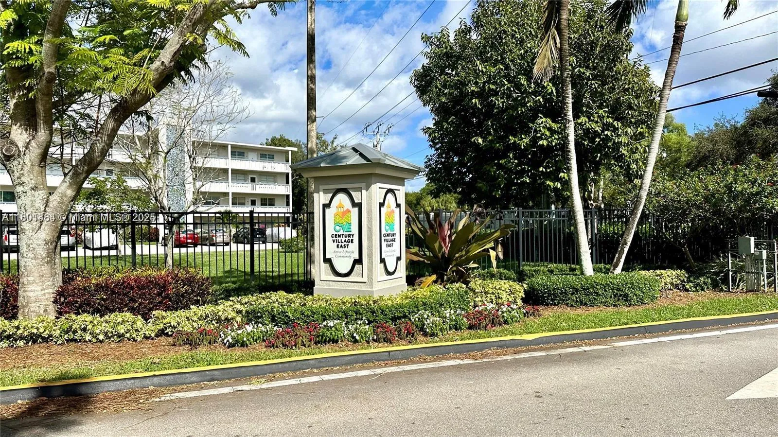 Deerfield Beach, Florida 33442, United States, 2 Bedrooms Bedrooms, ,2 BathroomsBathrooms,Residential,Active,128576