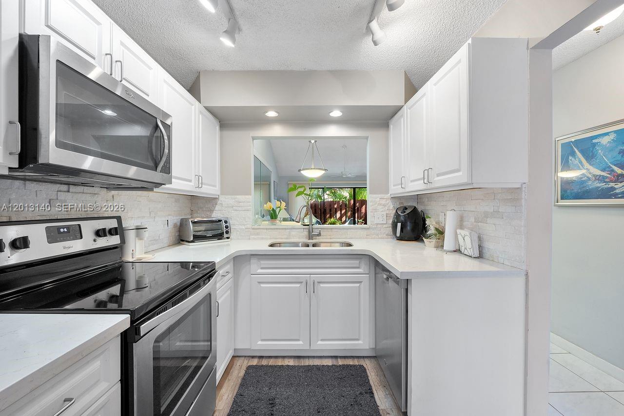 SANDPIPER BAY - Residential