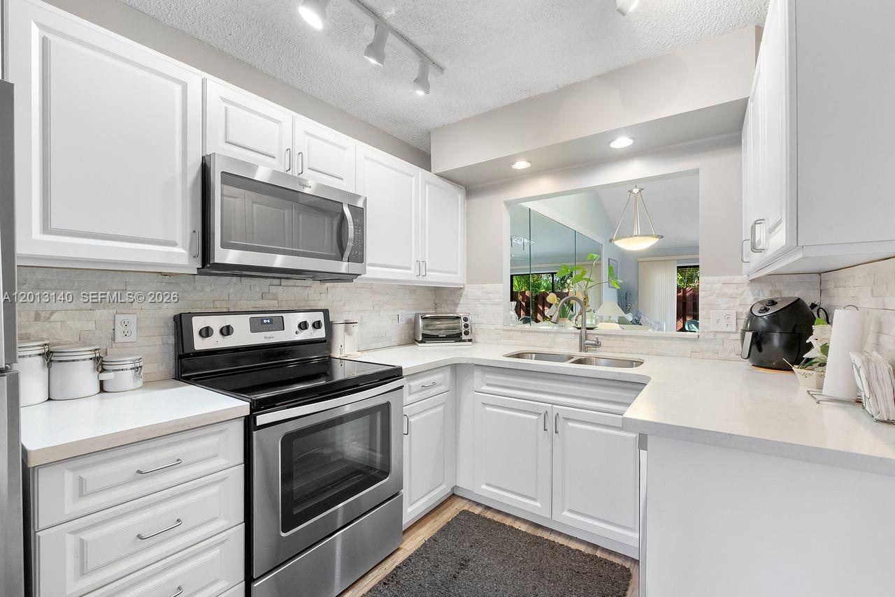 SANDPIPER BAY - Residential