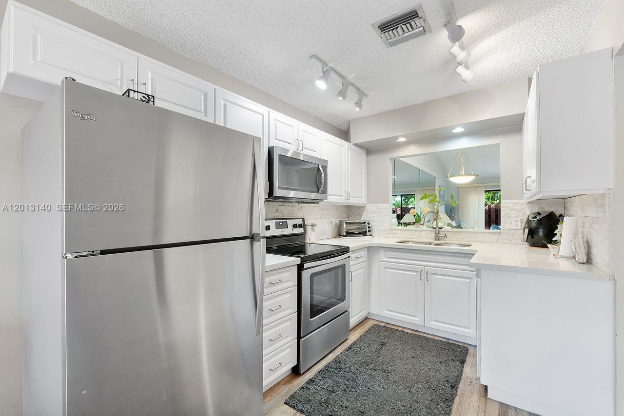 SANDPIPER BAY - Residential