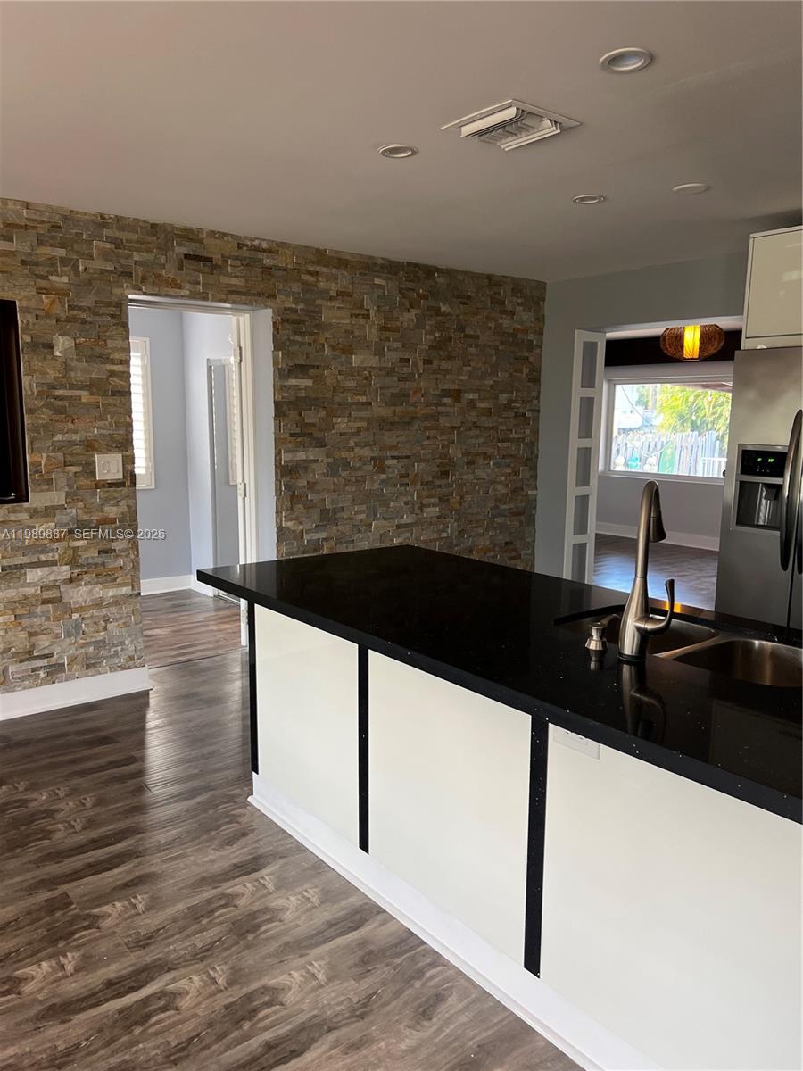 LOOK HOMESITES NO 2 - Residential Lease