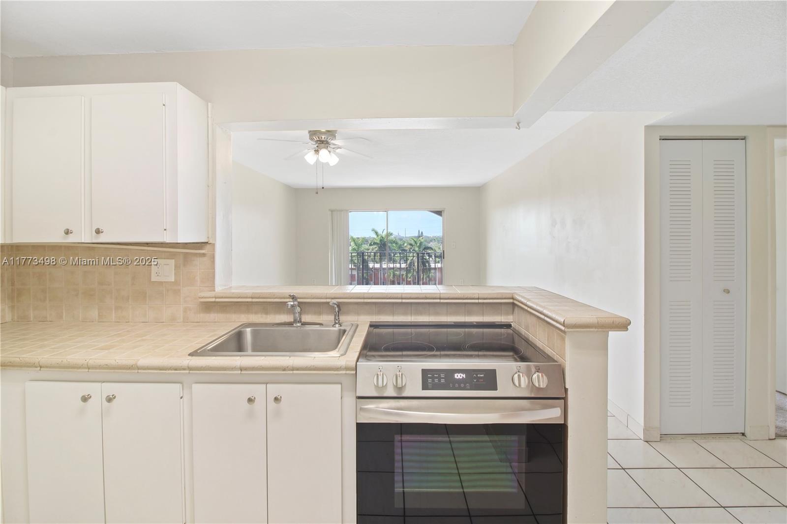 5199 NW 7th St 603E