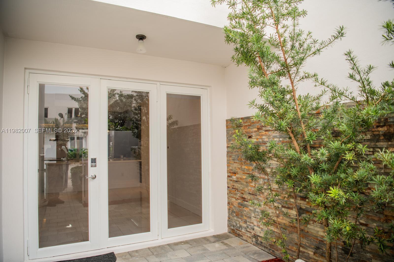 LANDMARK AT DORAL - Residential