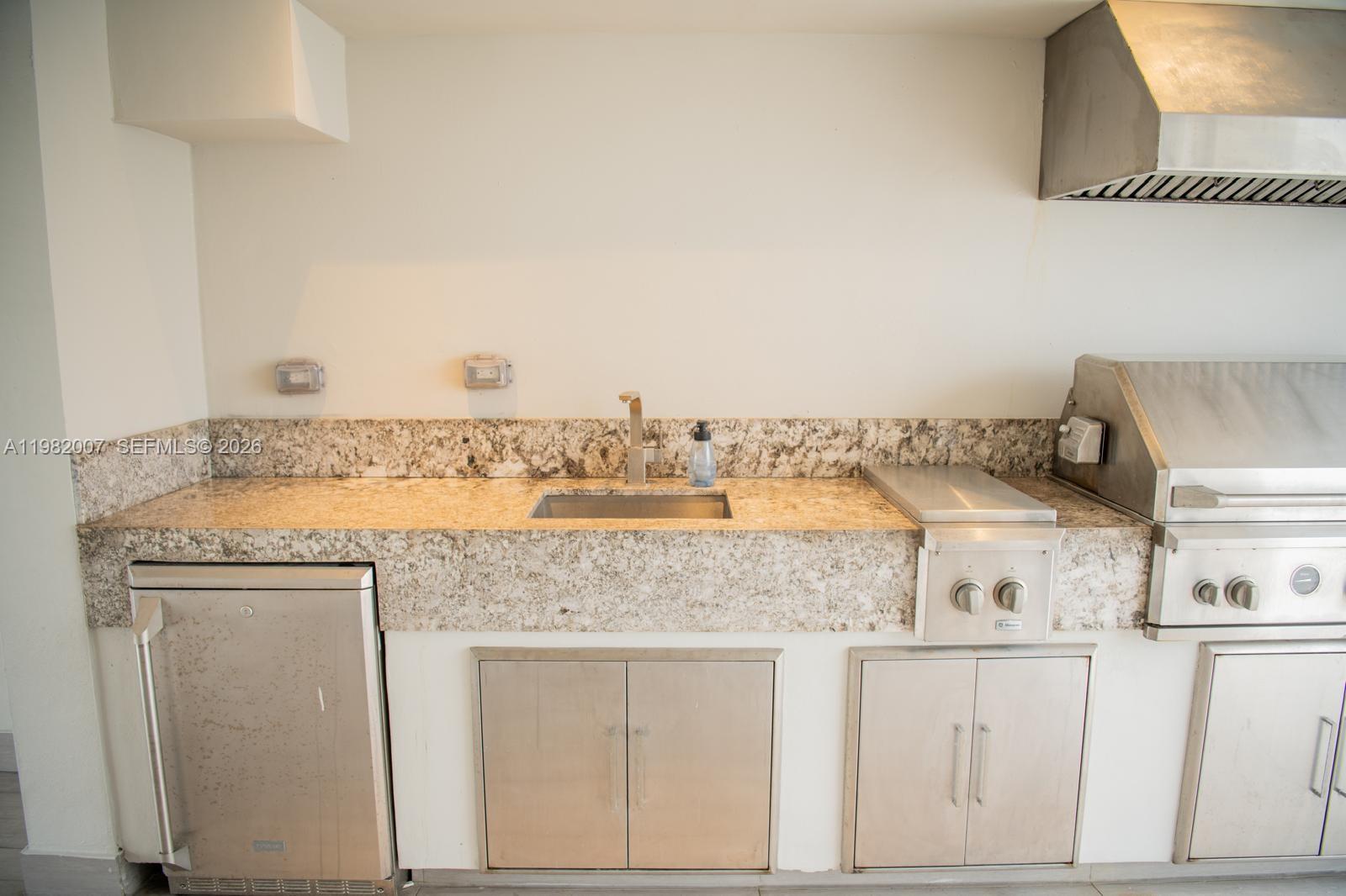 LANDMARK AT DORAL - Residential