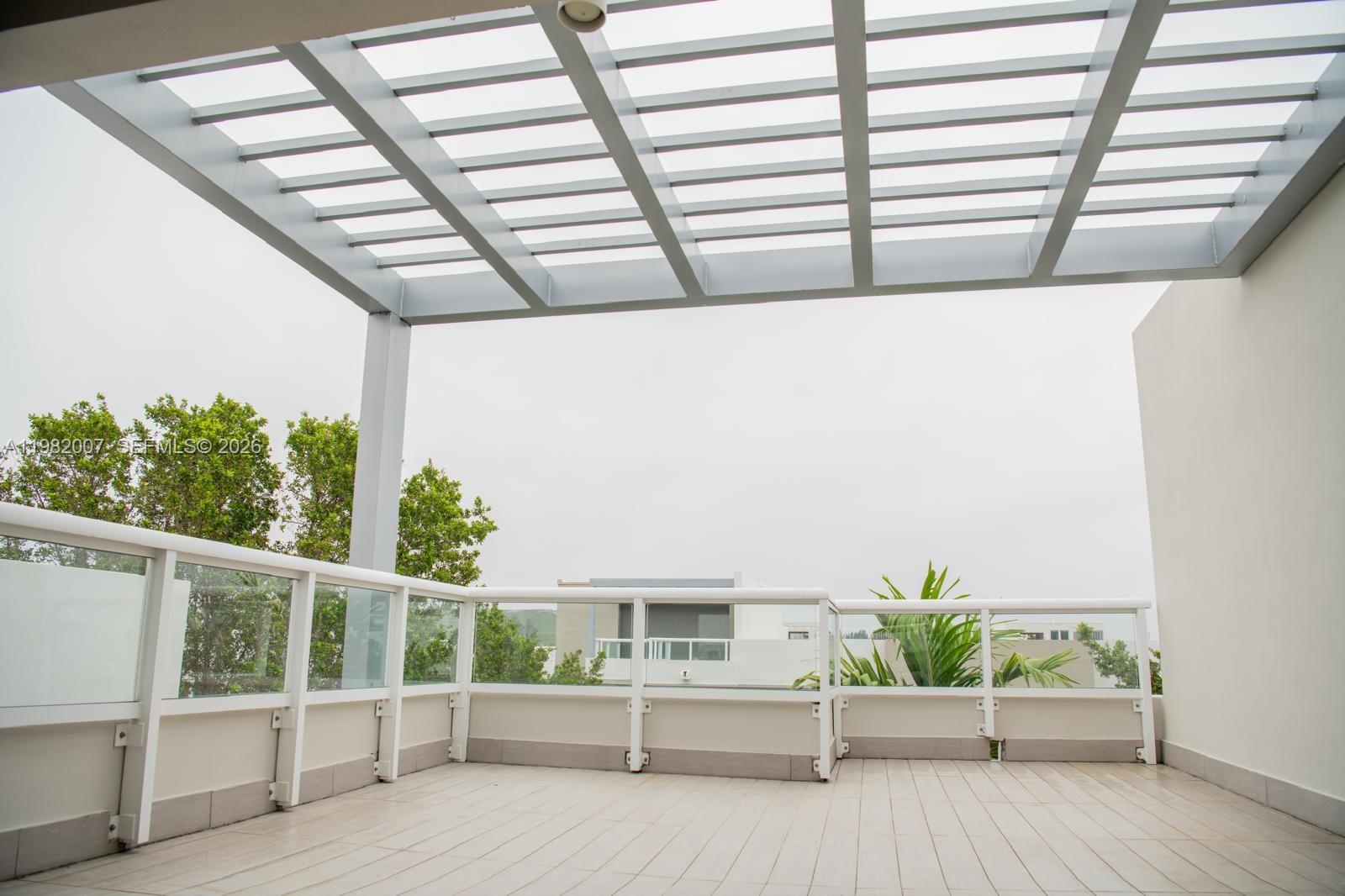 LANDMARK AT DORAL - Residential