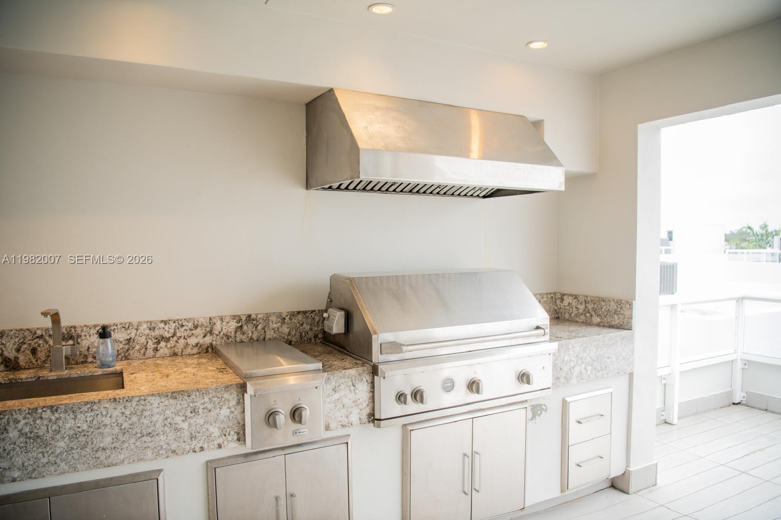 LANDMARK AT DORAL - Residential