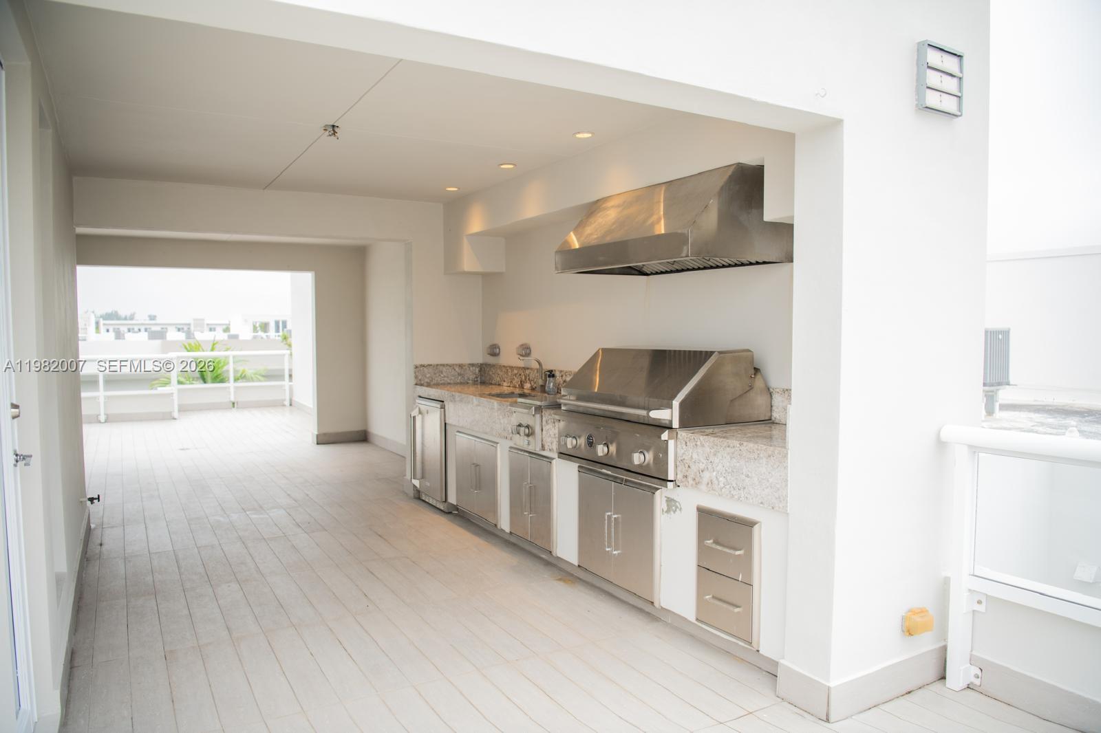 LANDMARK AT DORAL - Residential