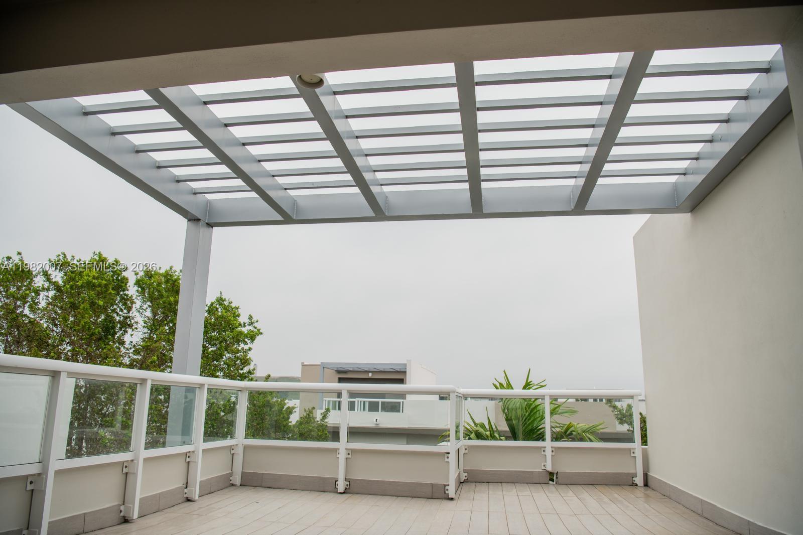 LANDMARK AT DORAL - Residential