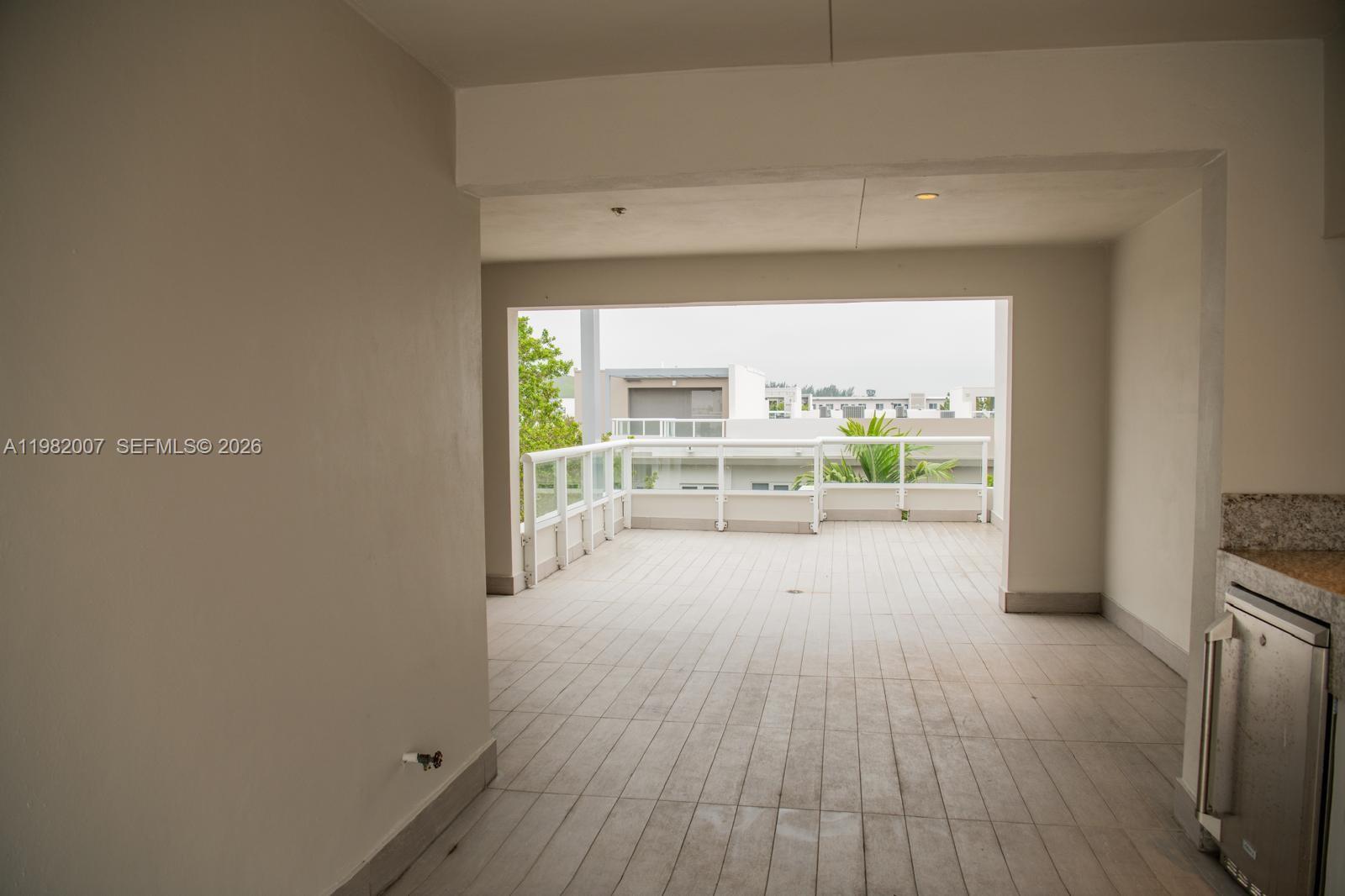 LANDMARK AT DORAL - Residential