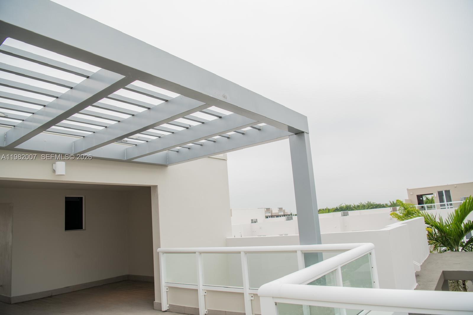 LANDMARK AT DORAL - Residential