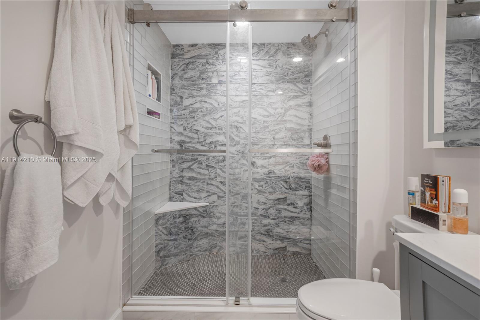 ONE MIAMI EAST CONDO - Residential Lease