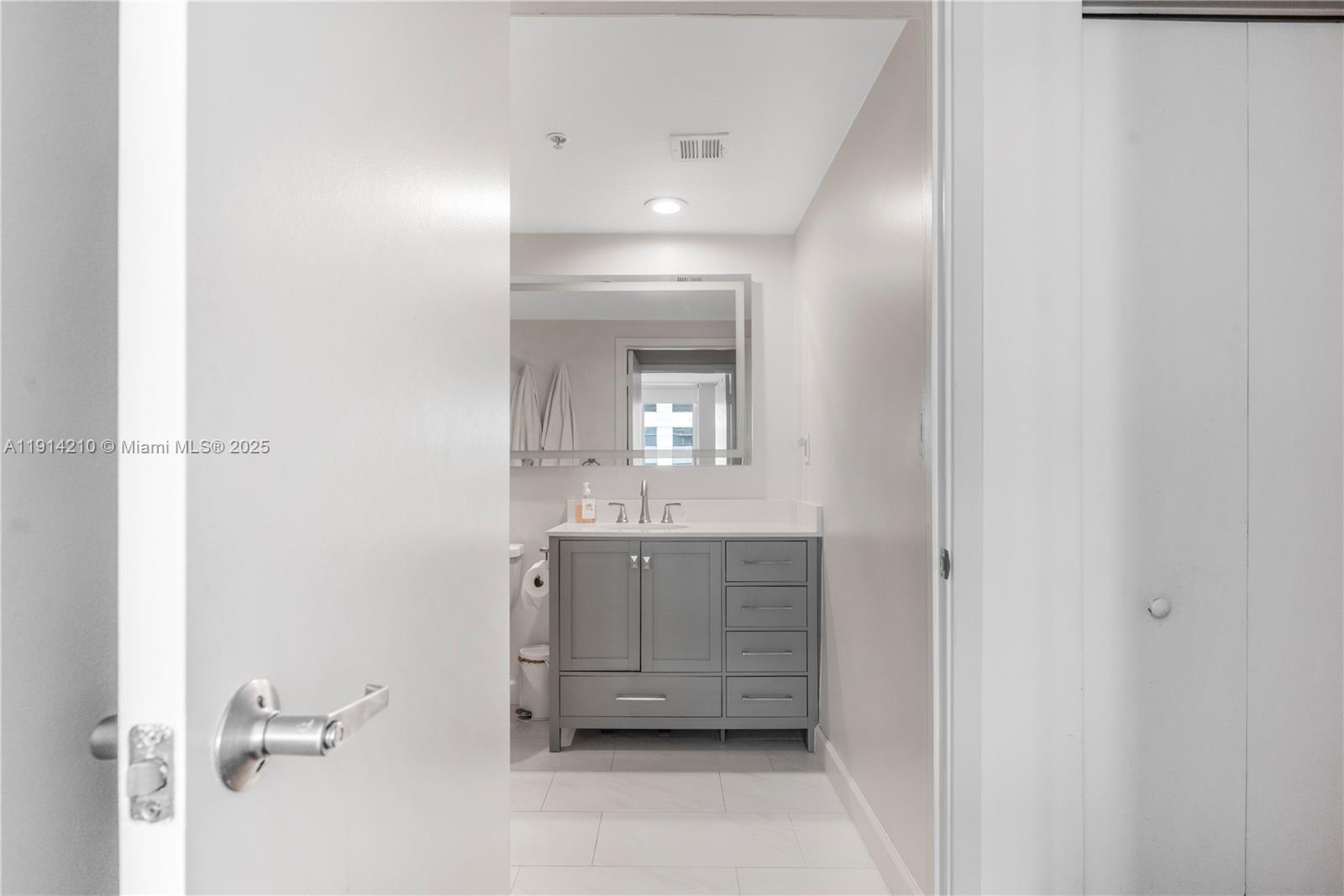 ONE MIAMI EAST CONDO - Residential Lease