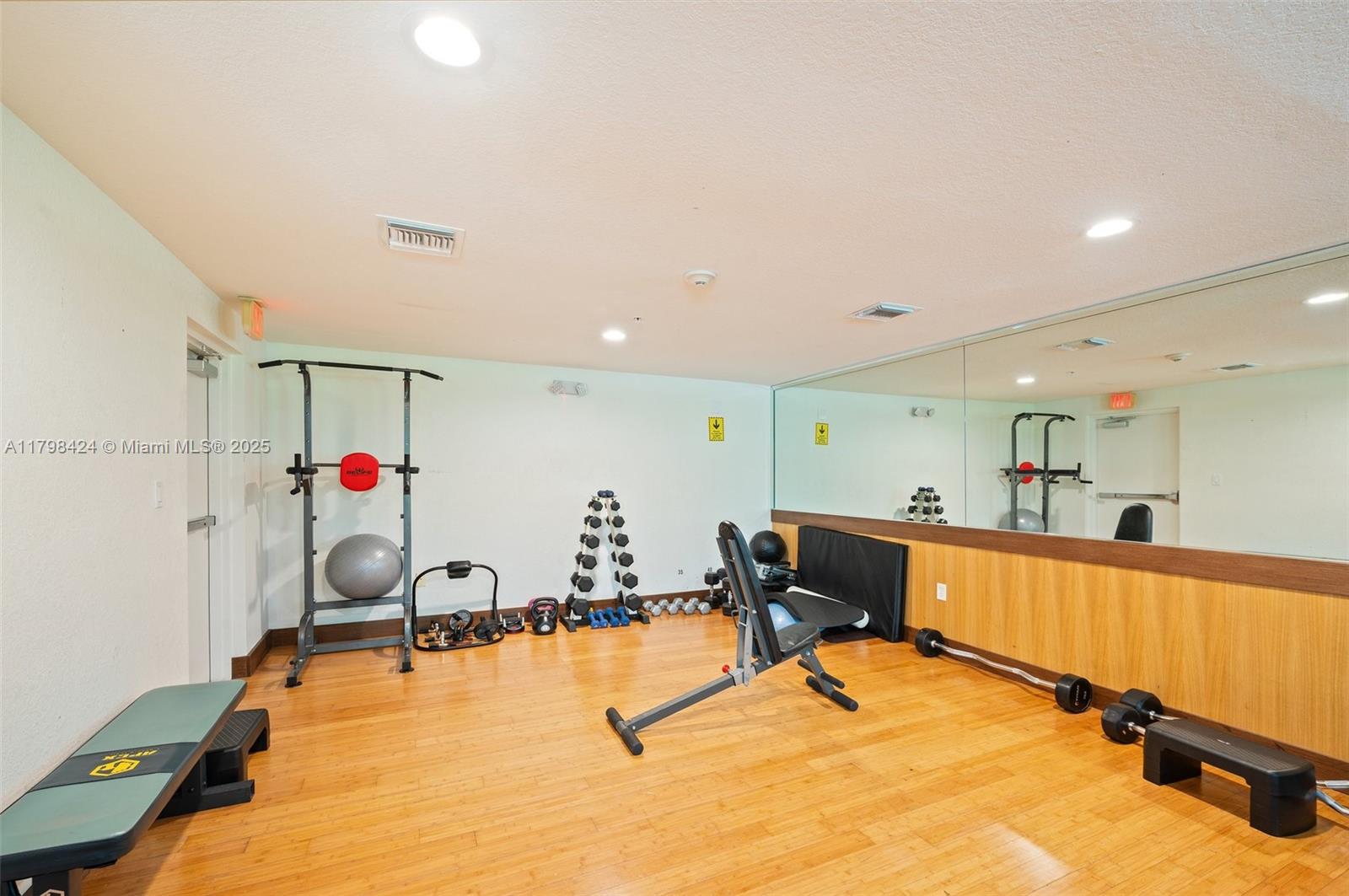 KEYSTONE VILLAS II CONDO - Residential