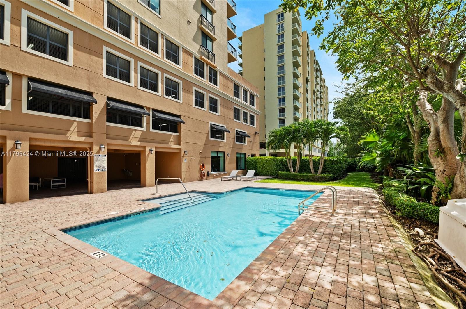 3530 SW 22nd St 614