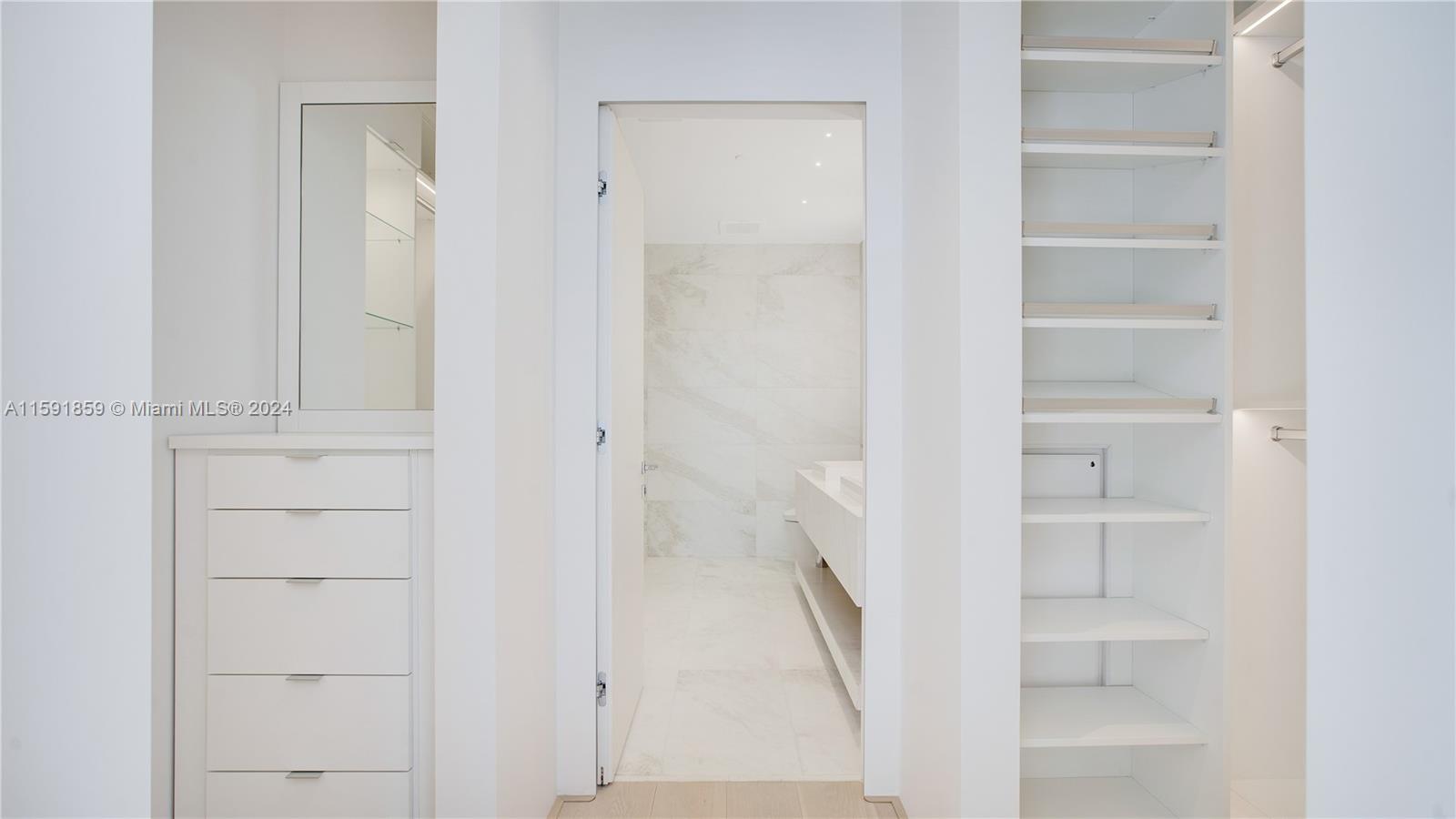 MAREA CONDO - Residential