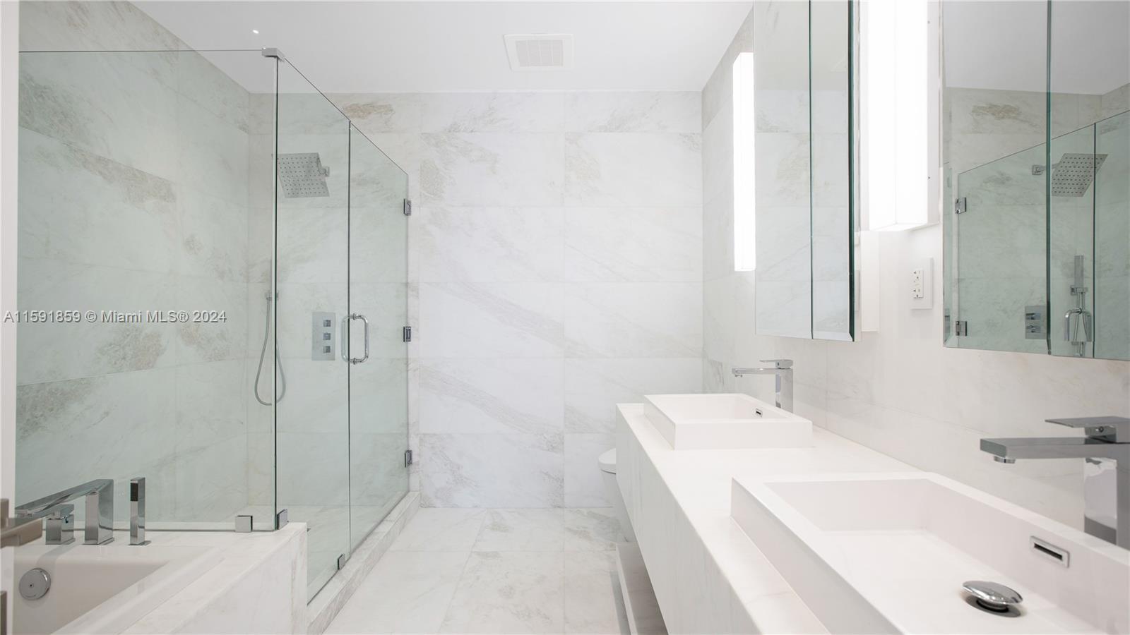 MAREA CONDO - Residential