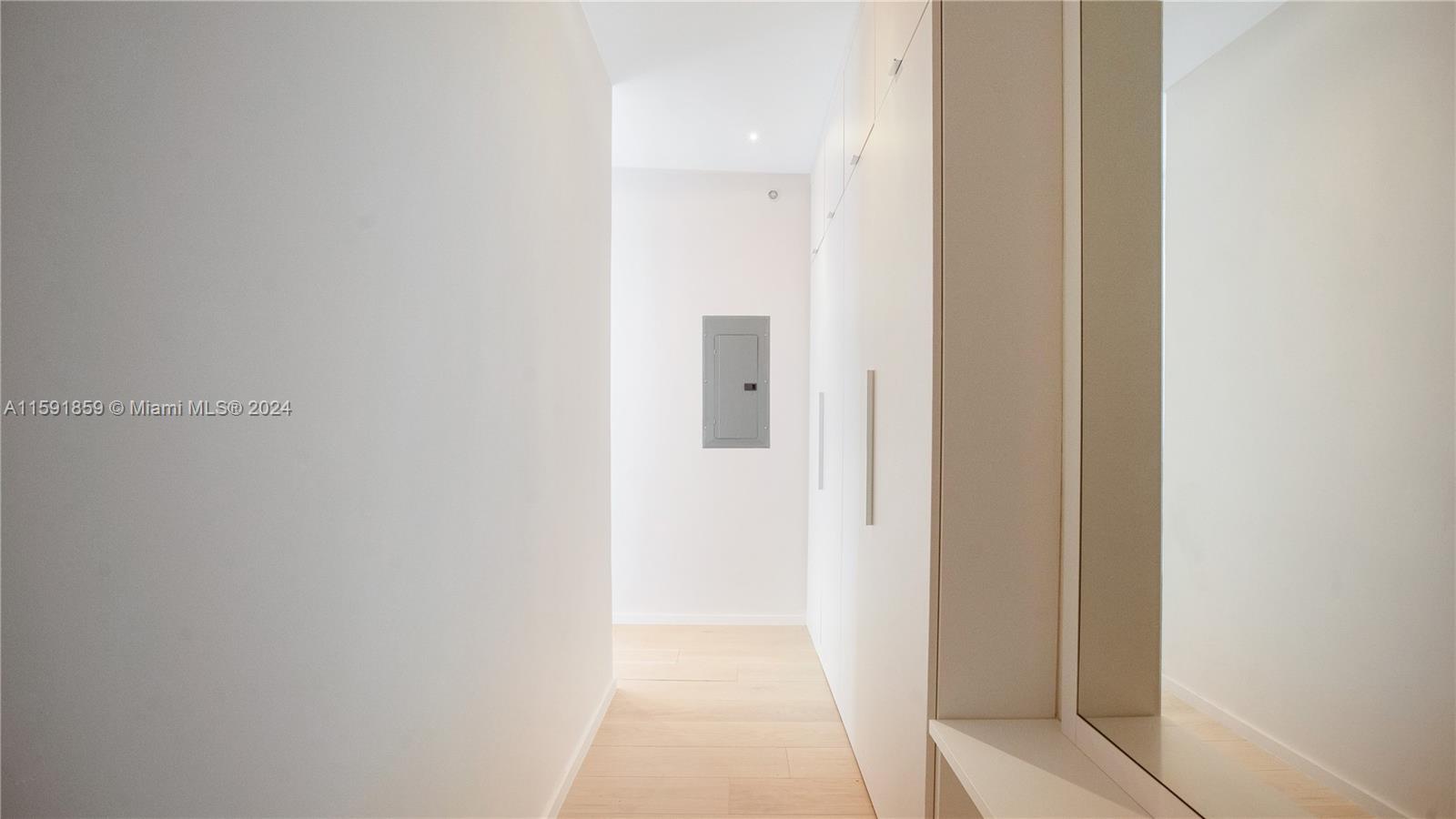 MAREA CONDO - Residential