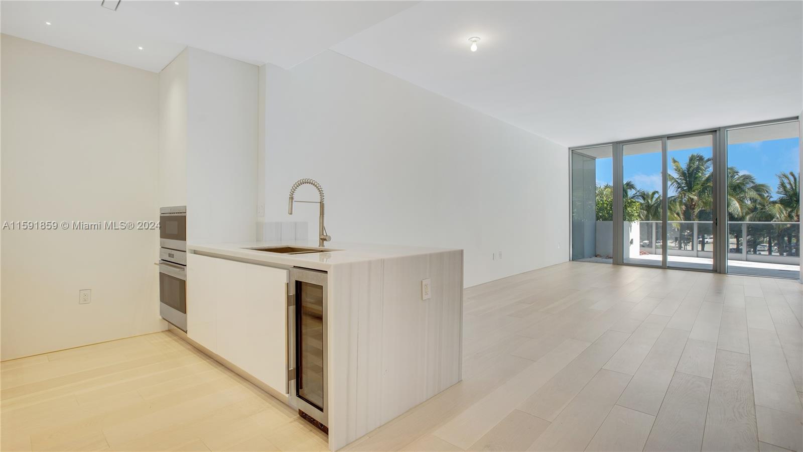 MAREA CONDO - Residential