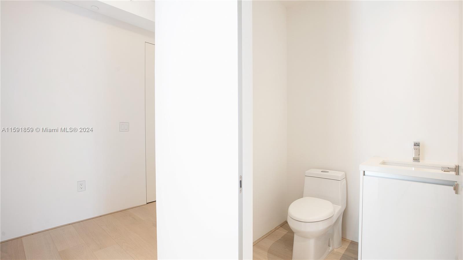 MAREA CONDO - Residential