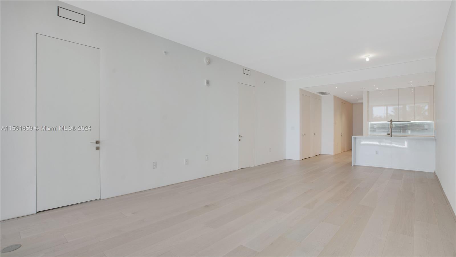 MAREA CONDO - Residential