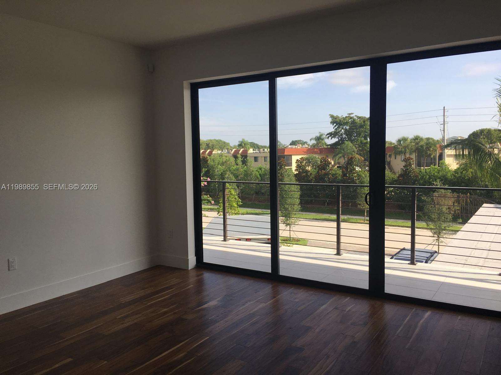 WESTON ESTATES - Residential Lease