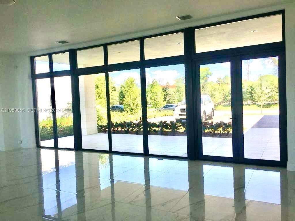 WESTON ESTATES - Residential Lease