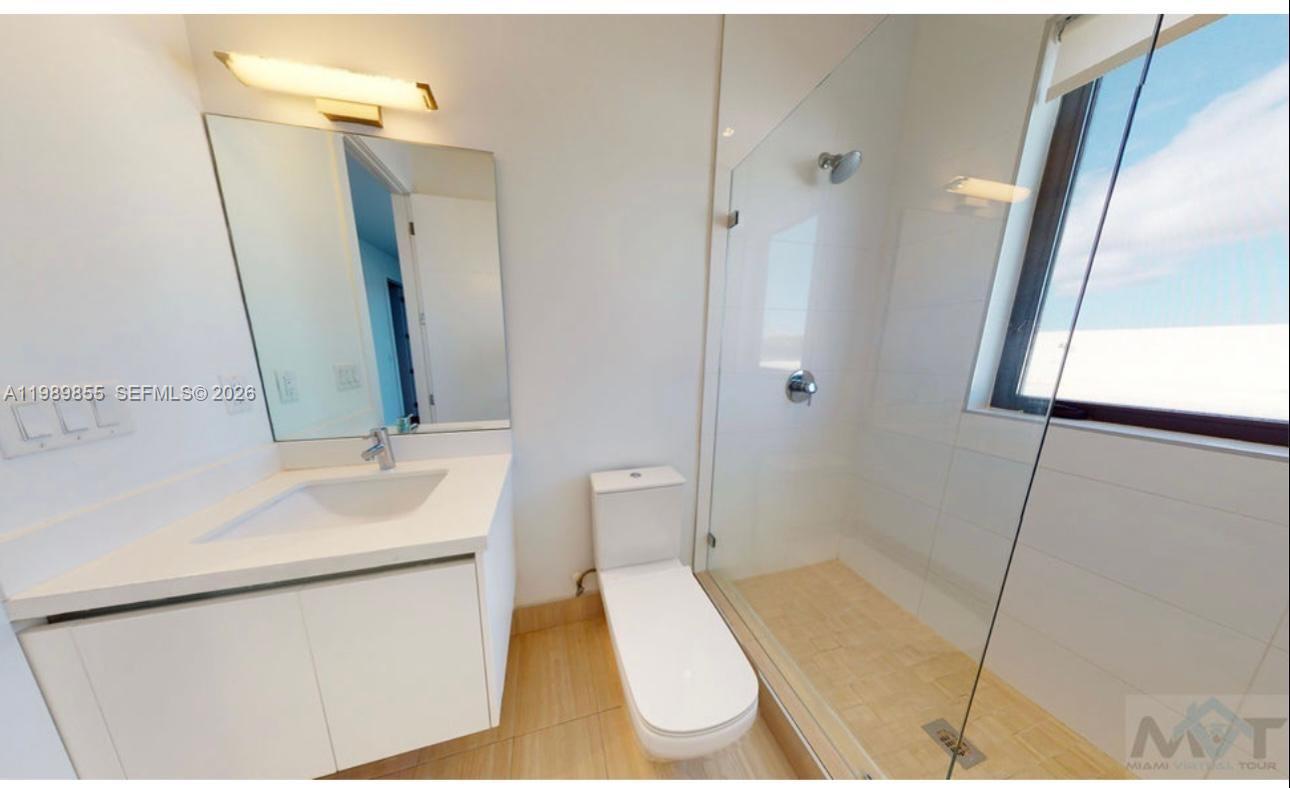 WESTON ESTATES - Residential Lease