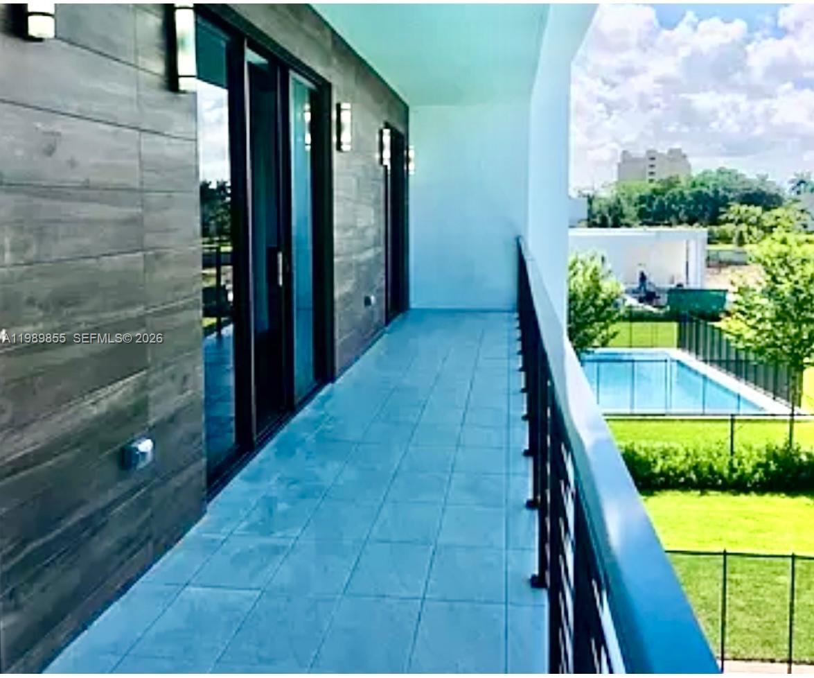 WESTON ESTATES - Residential Lease